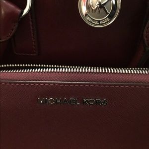 Michael Kors Hand Bag/Wallet - Excellent Condition